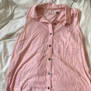 So Hertitage Pink Button up Sleeveless tee, Incredibly soft fabric for juniors